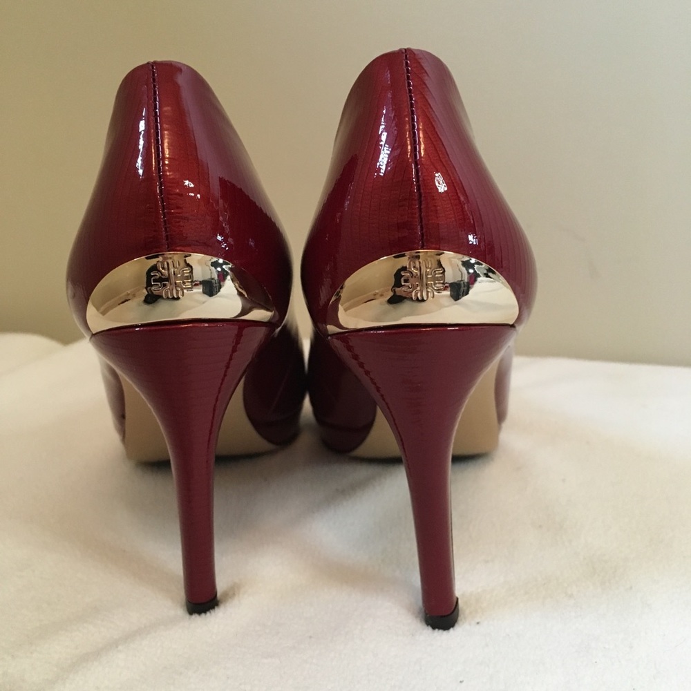Hogl red patent leather heels. Size 38